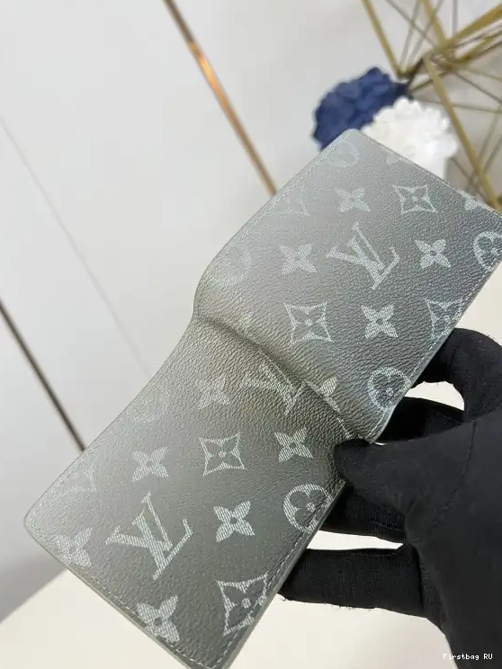 Firstbag VUITTON WALLET-11.5*9*1.5cm MULTIPLE LOUIS 0524